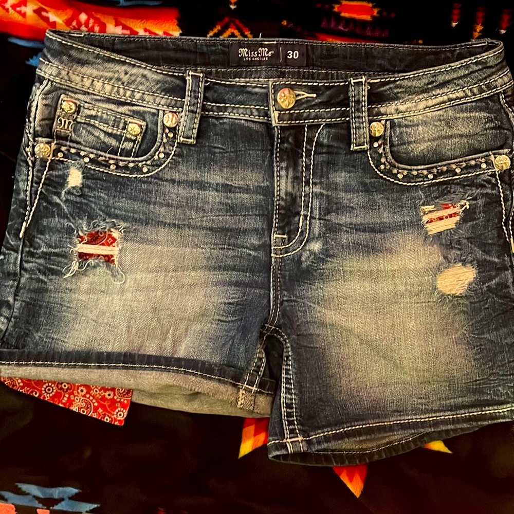 New no tags, Miss Me Red bandanna shorts